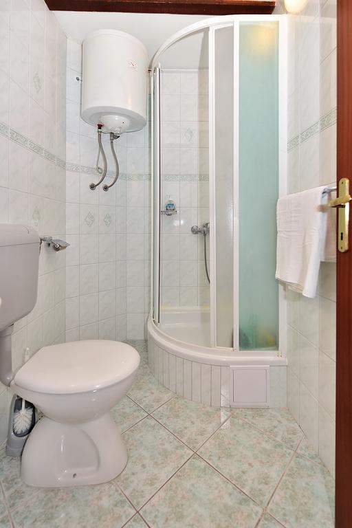 Apartments Mirabella オミシュ エクステリア 写真